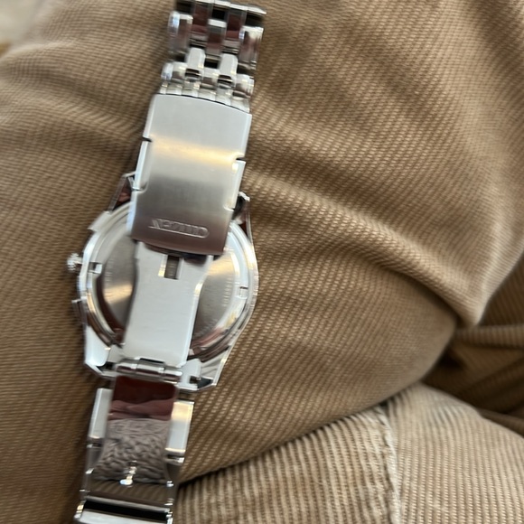 Citizen Eco Drive Chronograph Watch For Sale - Picture 3 of 4